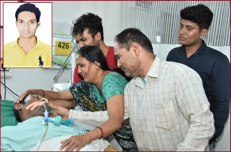 119-Press-Photo_Kishan-Maheshbhai-Patel.