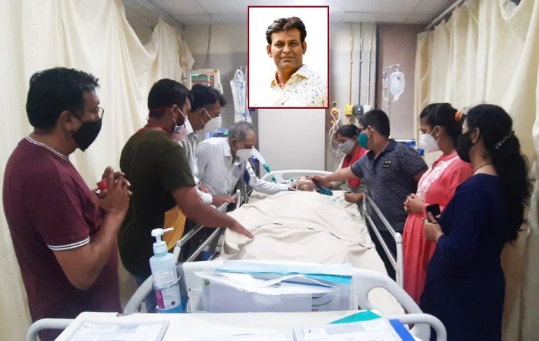 140-1.-Dinesh-M.-Chhajed_Press-Photo