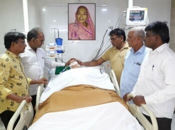 FAMILY MEMBERS OF LABHUBEN GAVE NEW LIFE TO 4 PEOPLE BY DONATING HER ORGANS