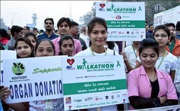 Album Suratis Walked with Message of Organ Donation at Walkathon