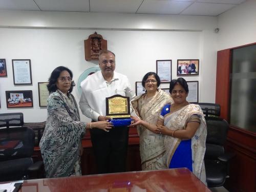 Lions Clubs Members visit Donate Life