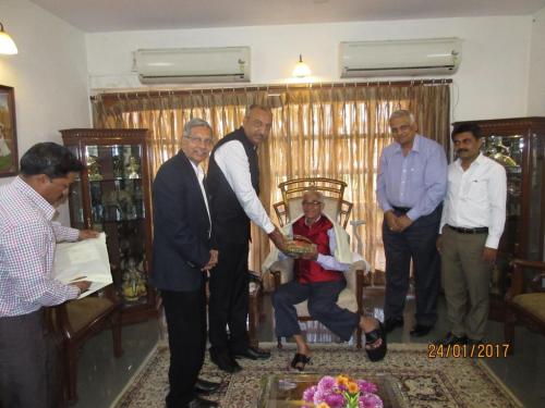 Shri Hemant Desai, Donate Life, Surat 24-1-17(3)