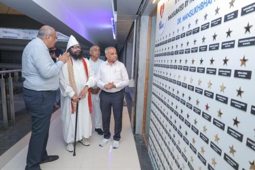 Swami Margiesmith ji on a greeting visit to Donate Life NGO