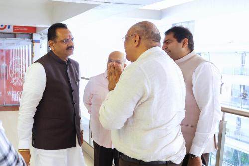 MLA Jitubhai Vagani visit Donate Life Office