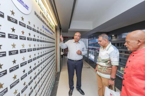 Shri Jay Vasavada visit Donate Life Office