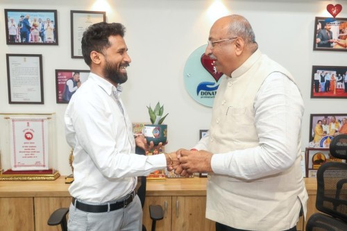Mr. Pratikbhai Bagrecha, Managing Director of V Think Solution congratulated Nileshbhai Mandlewala after the announcement of the Padma Shri award by the Government of India.