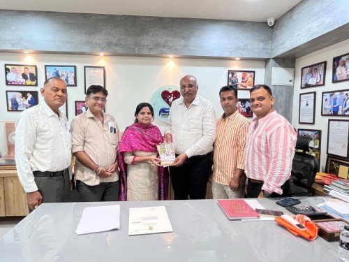 Surat Ward No 21 Team Members Visit Donate Life office
