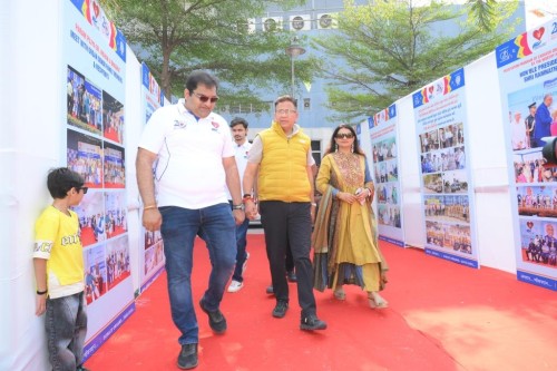 Shri Anupam Singh Gahlaut IPS Commissioner of Police, Surat City.